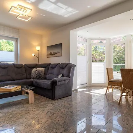 Haus-eriel-eg-links Brösum